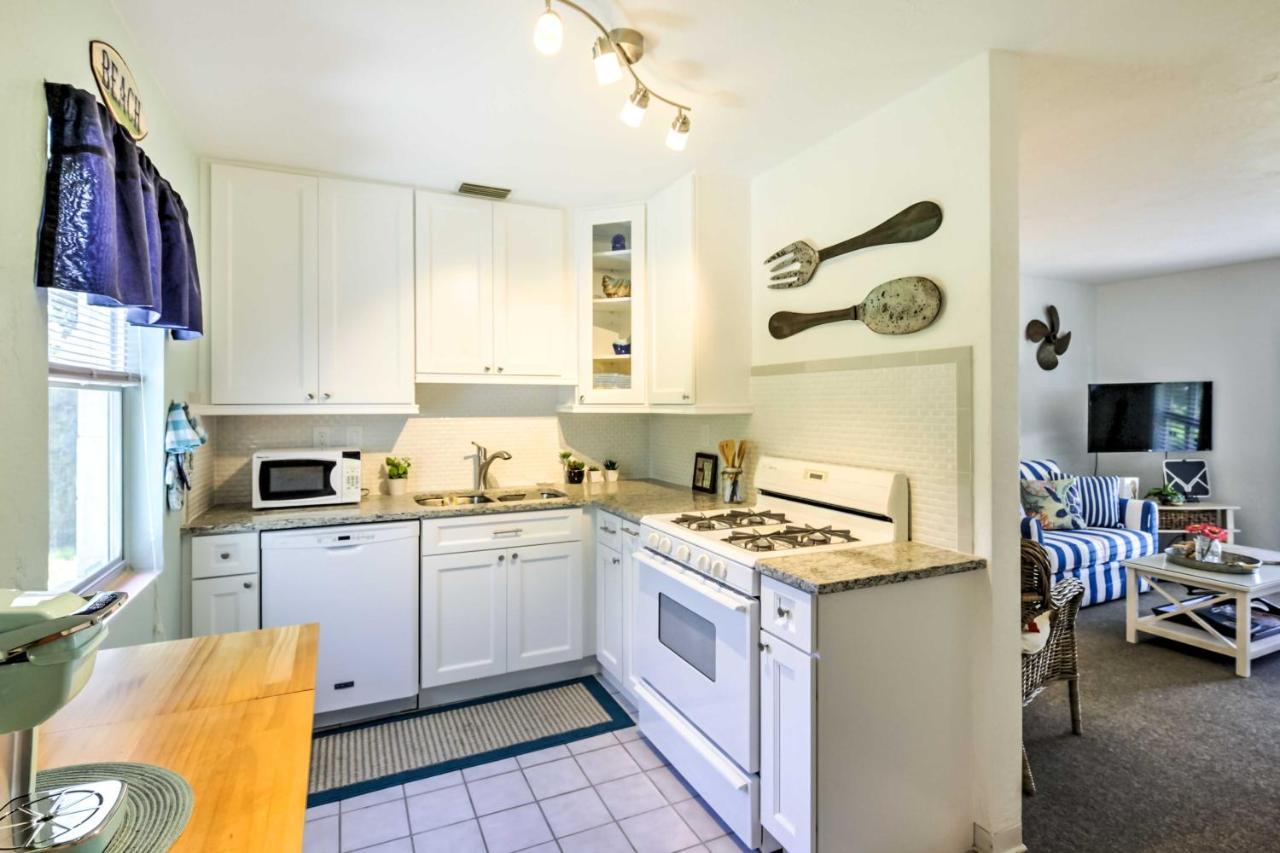 New Smyrna Beach Abode With Fire Pit, Walk To Beach! Dış mekan fotoğraf