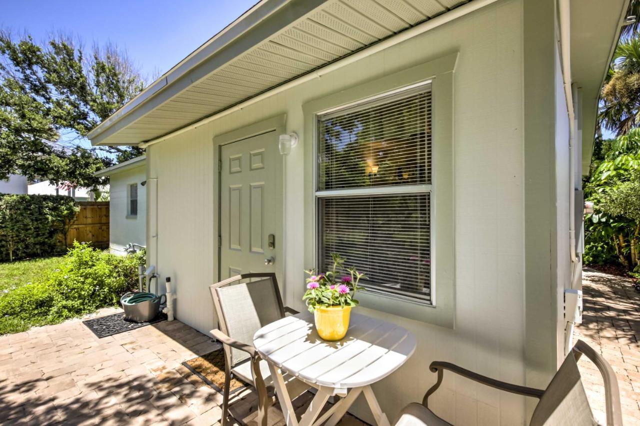 New Smyrna Beach Abode With Fire Pit, Walk To Beach! Dış mekan fotoğraf