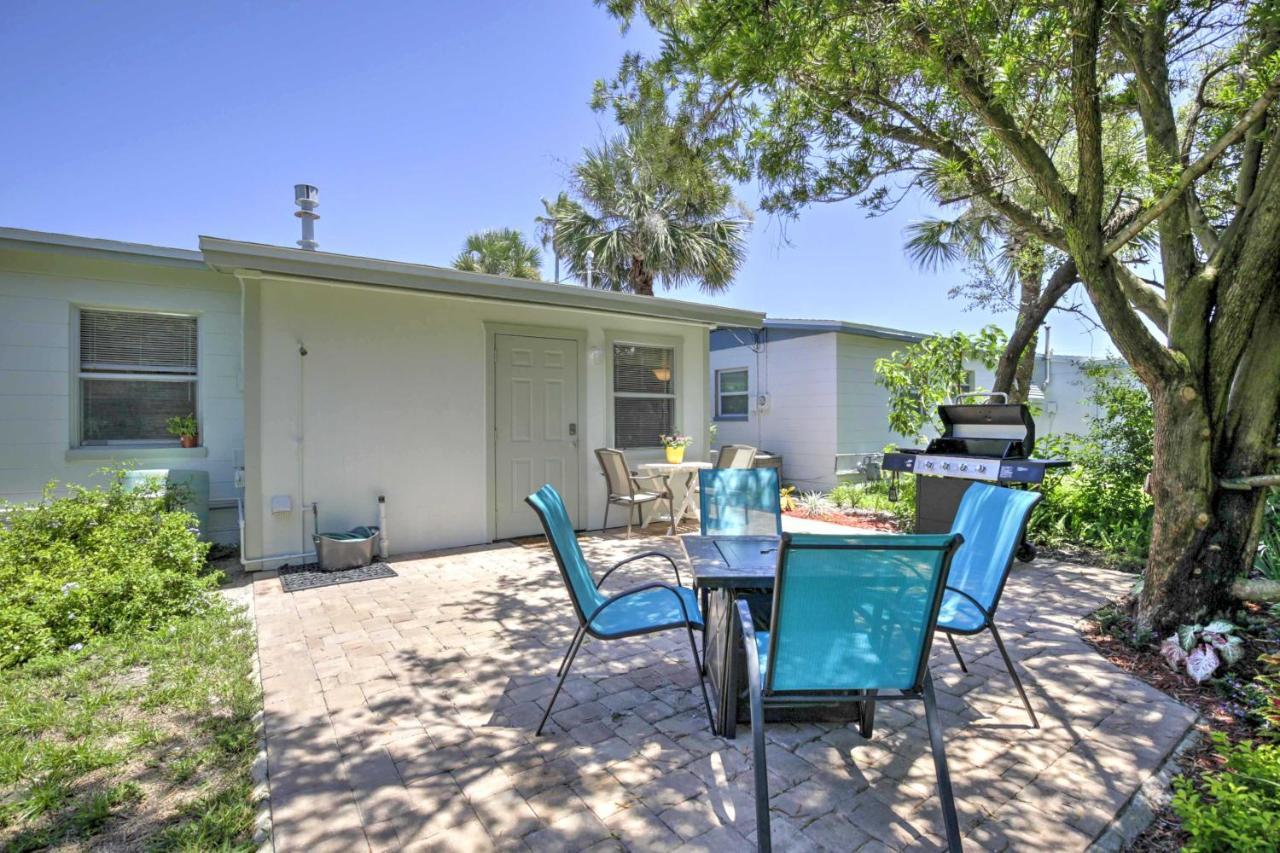 New Smyrna Beach Abode With Fire Pit, Walk To Beach! Dış mekan fotoğraf